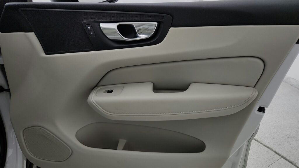 2025 Volvo XC60 B5 Plus Laurel MD