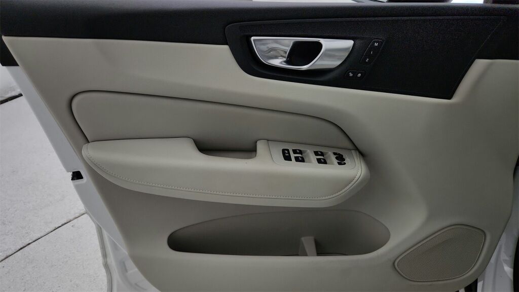 2025 Volvo XC60 B5 Plus Laurel MD