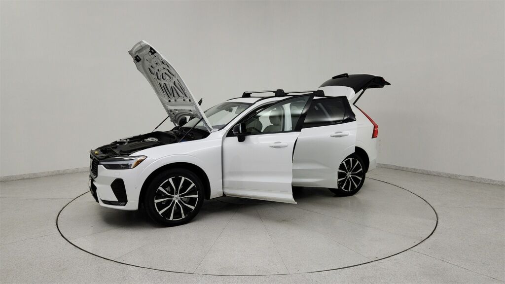 2025 Volvo XC60 B5 Plus Laurel MD