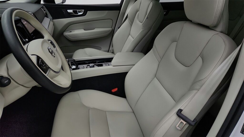 2025 Volvo XC60 B5 Plus Laurel MD
