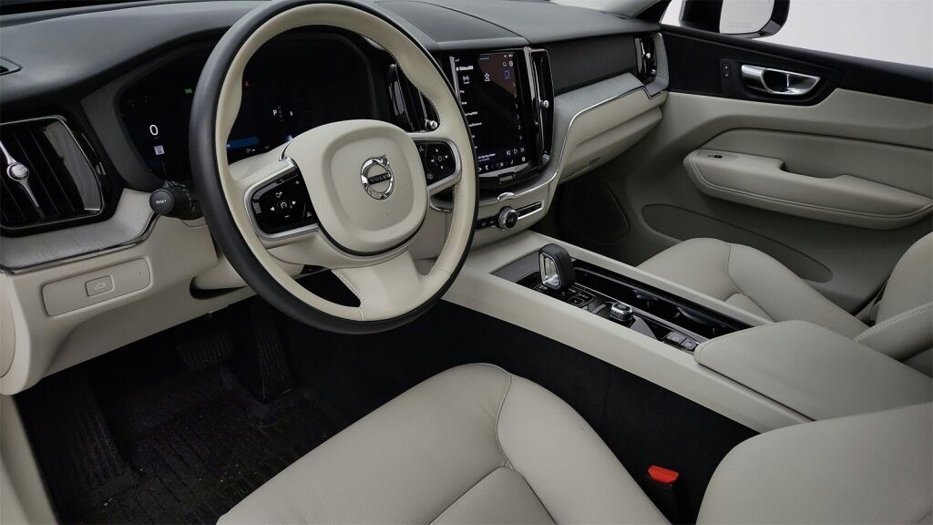 2025 Volvo XC60 B5 Plus Laurel MD