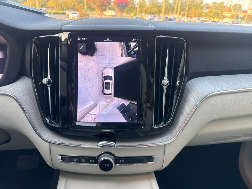 2025 Volvo XC60 B5 Plus Hunt Valley MD