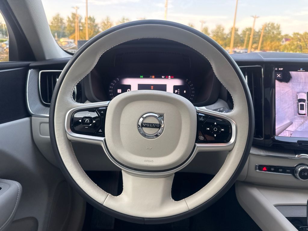 2025 Volvo XC60 B5 Plus Hunt Valley MD