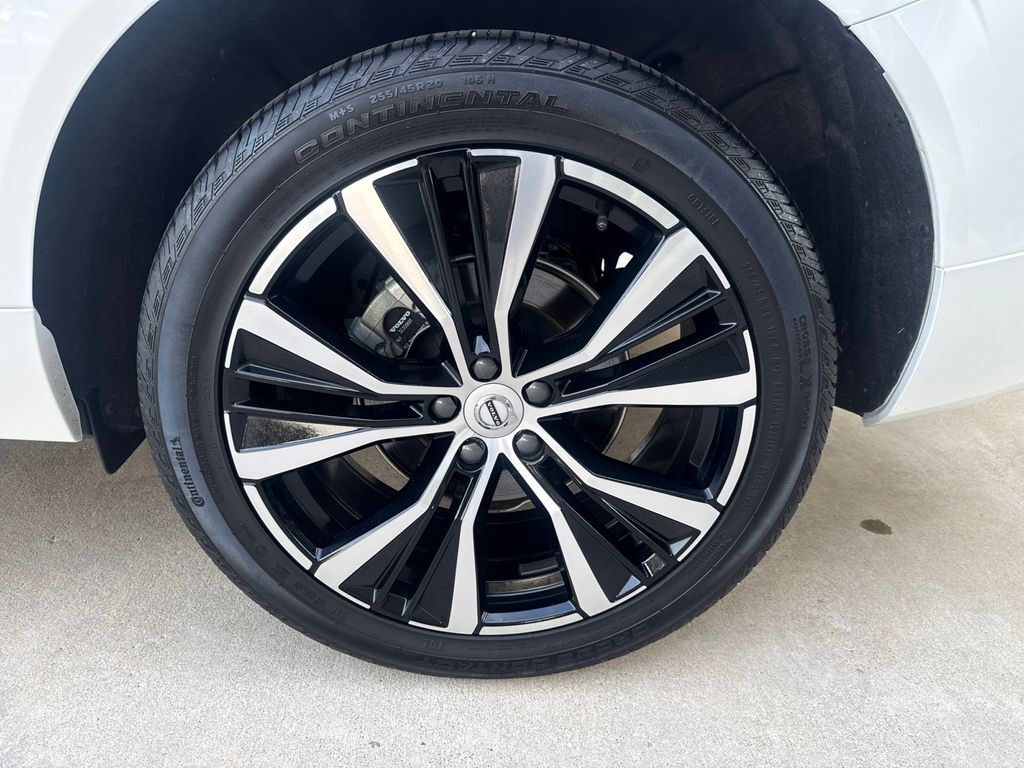 2025 Volvo XC60 B5 Plus Hunt Valley MD