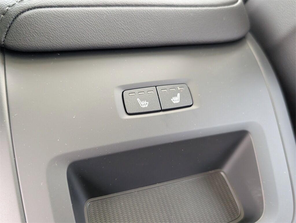 2025 Volvo XC60 B5 Plus Hunt Valley MD