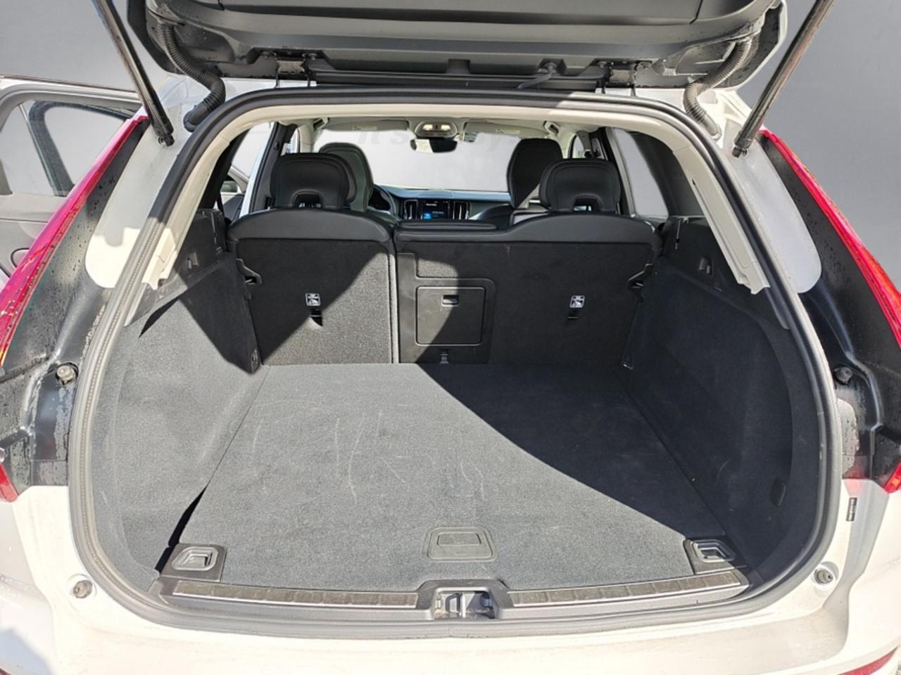 2025 Volvo XC60 B5 Plus Hunt Valley MD