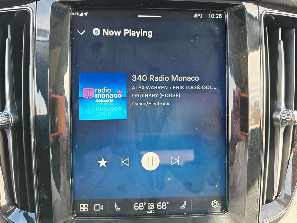 2025 Volvo XC60 B5 Plus Hunt Valley MD