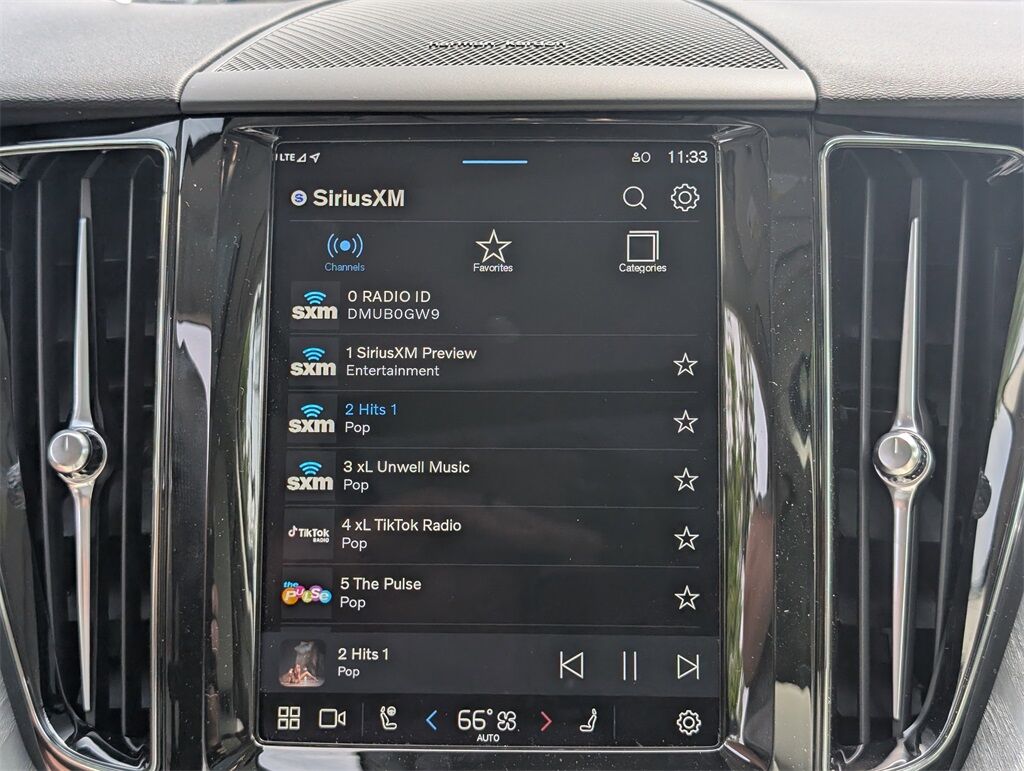 2025 Volvo XC60 B5 Plus Hunt Valley MD