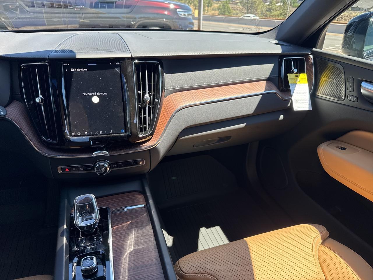 2025 Volvo XC60 B5 Ultra Bend OR