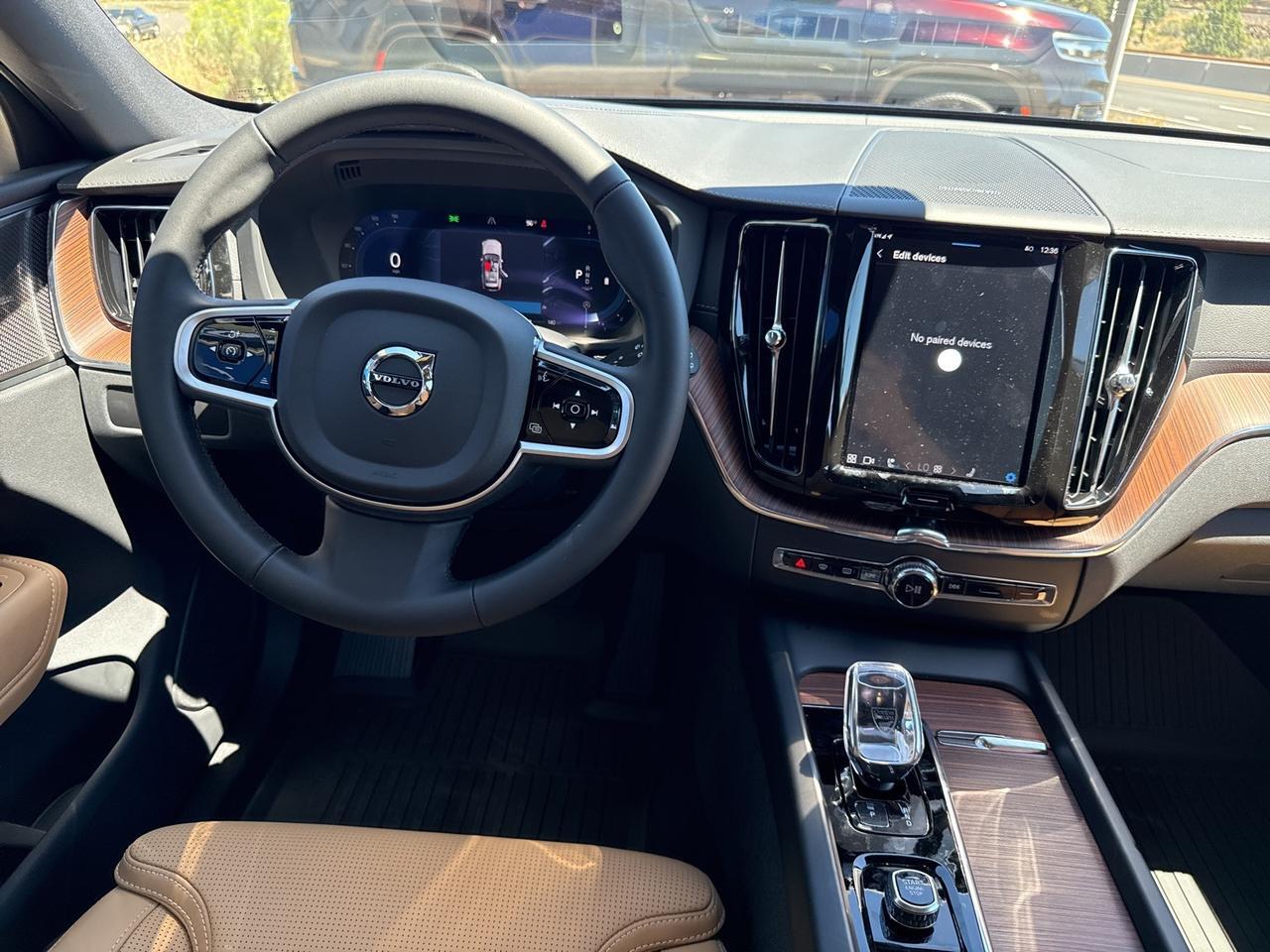 2025 Volvo XC60 B5 Ultra Bend OR
