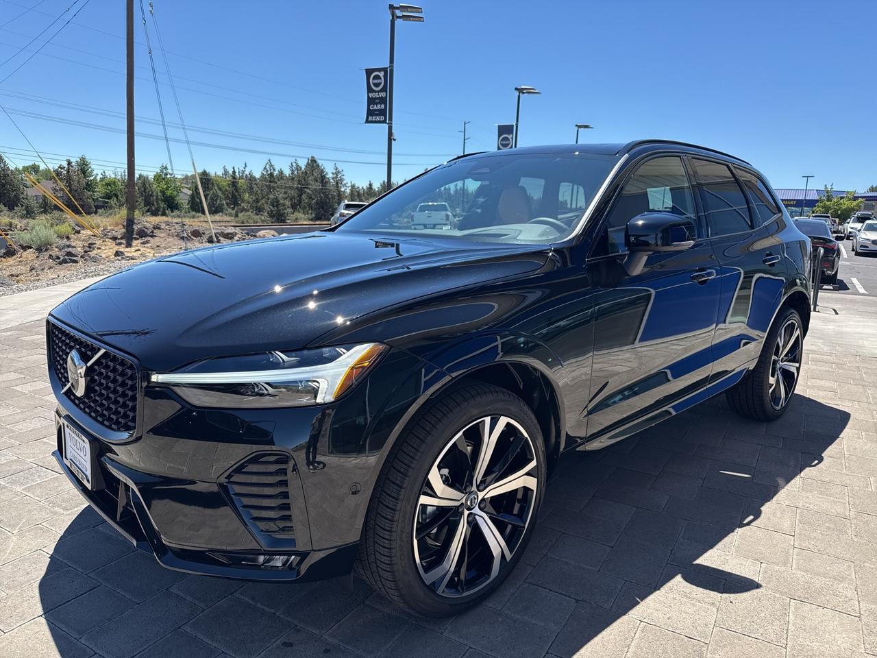 2025 Volvo XC60 B5 Ultra Bend OR