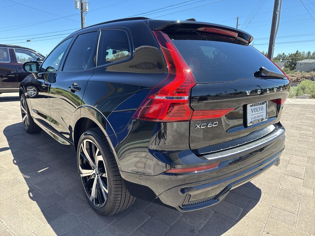 2025 Volvo XC60 B5 Ultra Bend OR