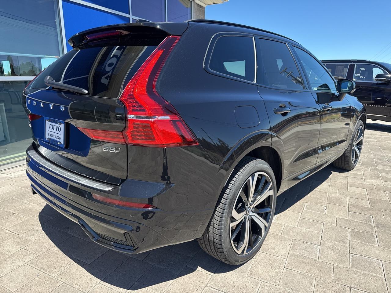 2025 Volvo XC60 B5 Ultra Bend OR