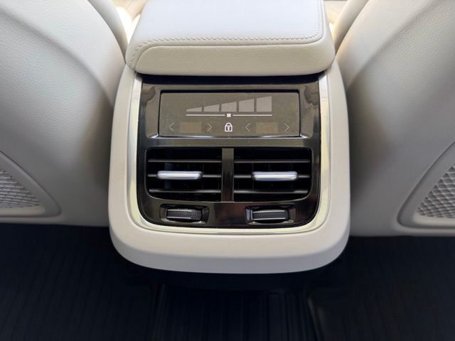 2025 Volvo XC60 B5 Ultra Tucson AZ