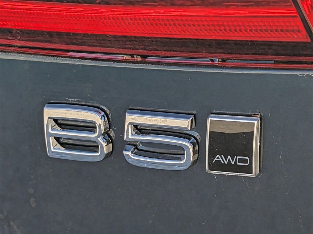 2025 Volvo XC60 B5 Ultra Hunt Valley MD