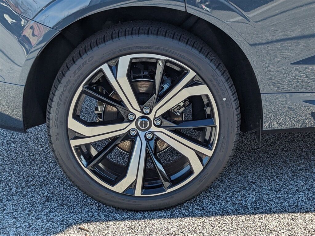2025 Volvo XC60 B5 Ultra Hunt Valley MD