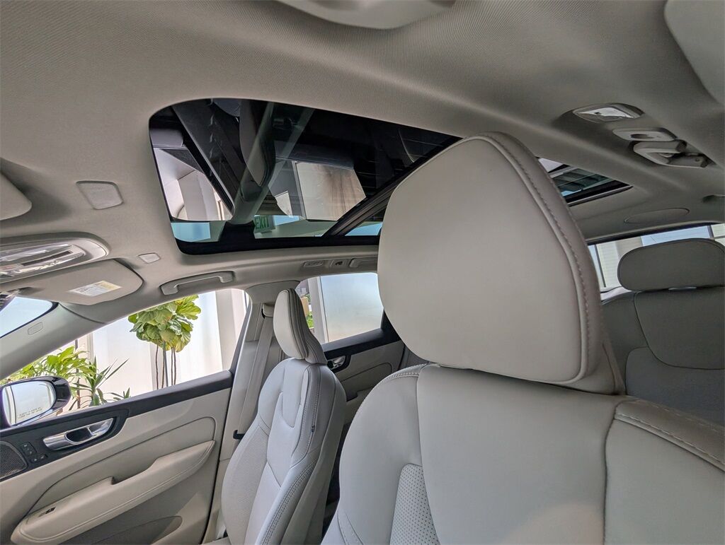 2025 Volvo XC60 B5 Ultra Hunt Valley MD