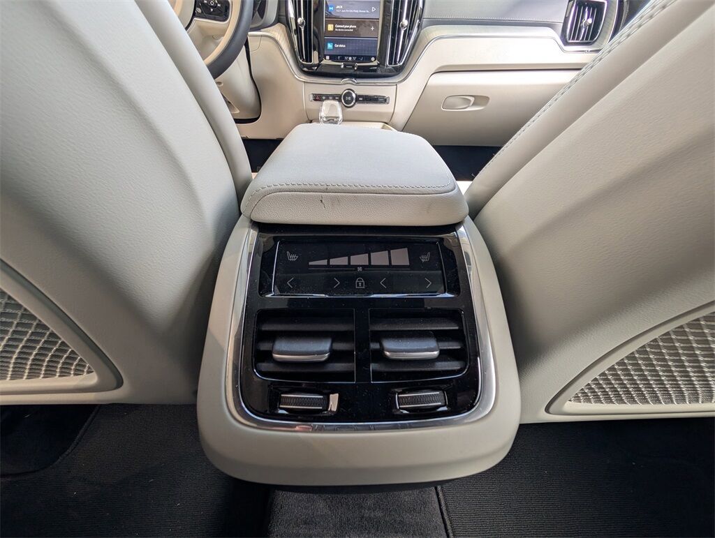 2025 Volvo XC60 B5 Ultra Hunt Valley MD