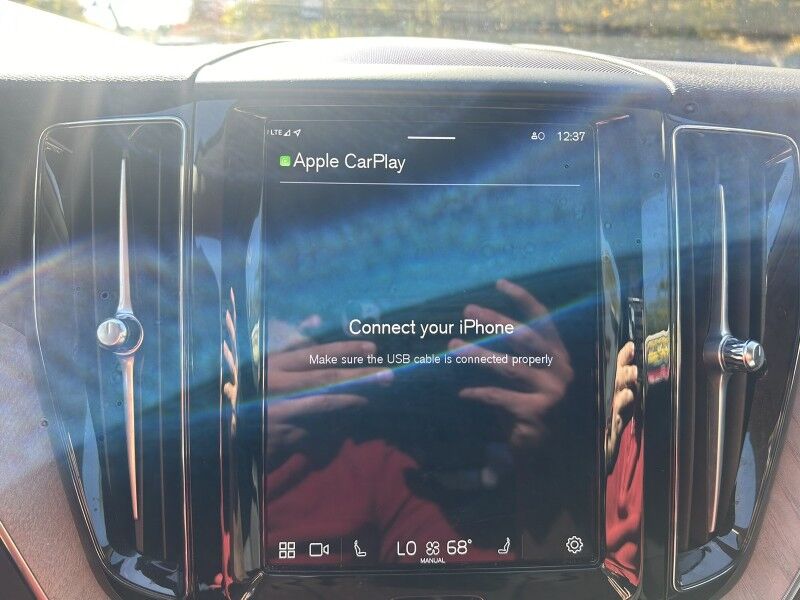 2025 Volvo XC60 B6 Plus Dark Theme Webster MA