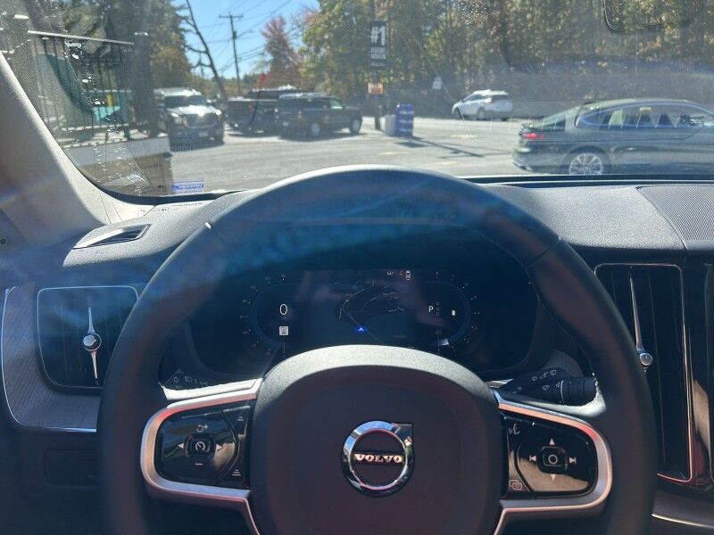 2025 Volvo XC60 B6 Plus Dark Theme Webster MA
