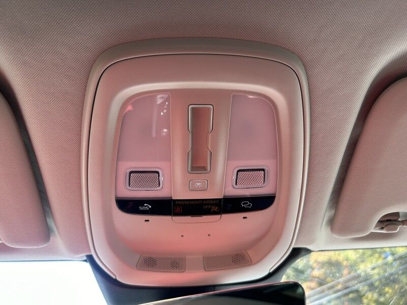 2025 Volvo XC60 B6 Plus Dark Theme Webster MA