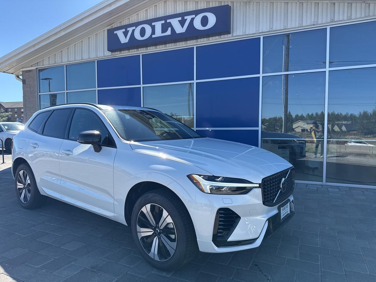 2025 Volvo XC60 Plug-In Hybrid T8 Core Bend OR