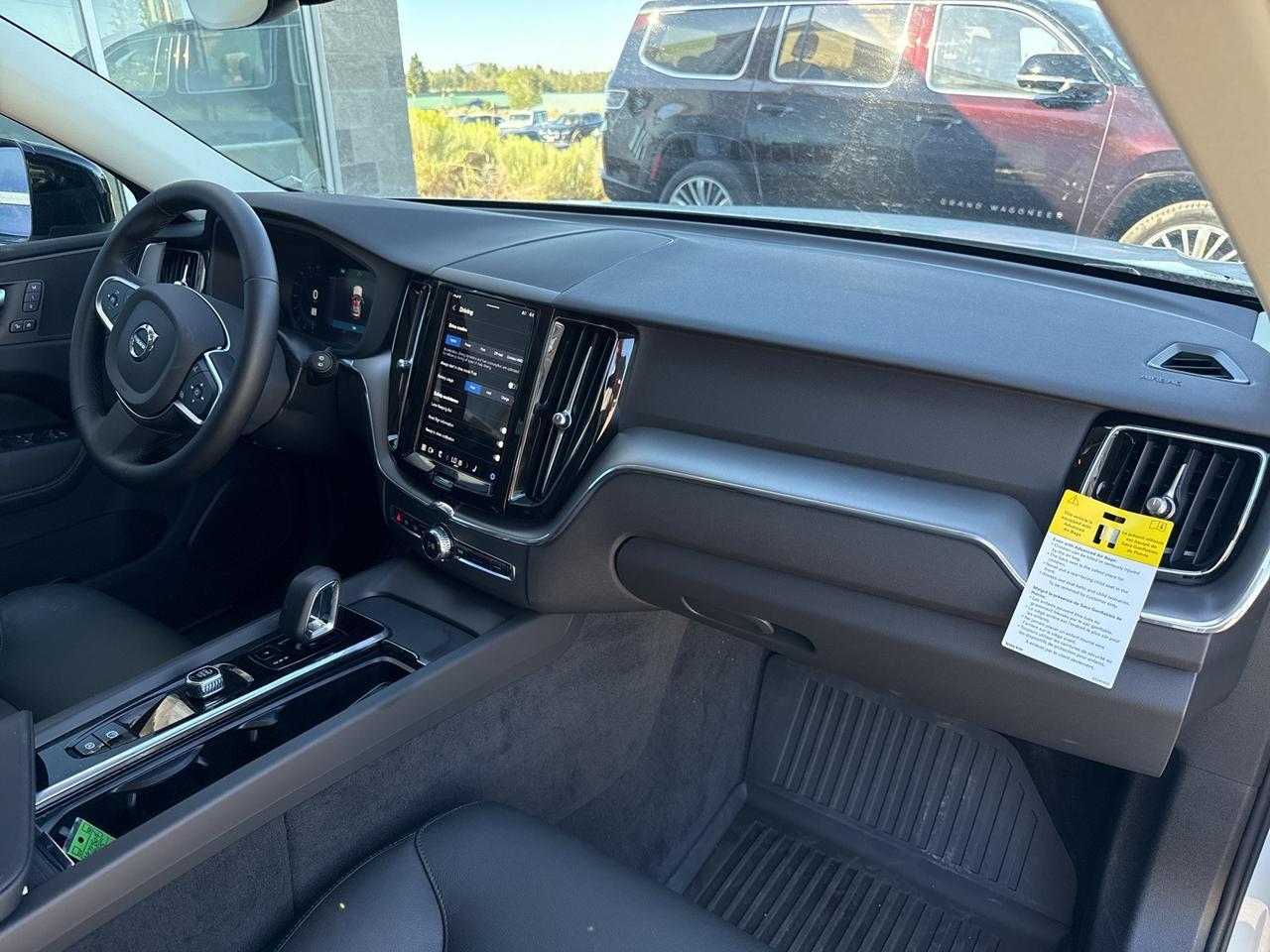 2025 Volvo XC60 Plug-In Hybrid T8 Core Bend OR