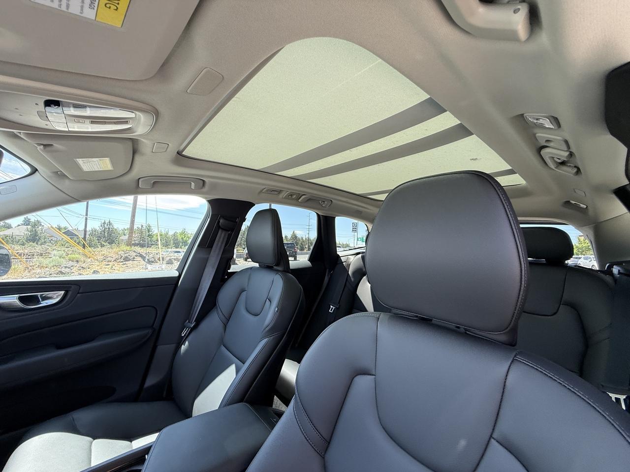 2025 Volvo XC60 Plug-In Hybrid T8 Core Bend OR