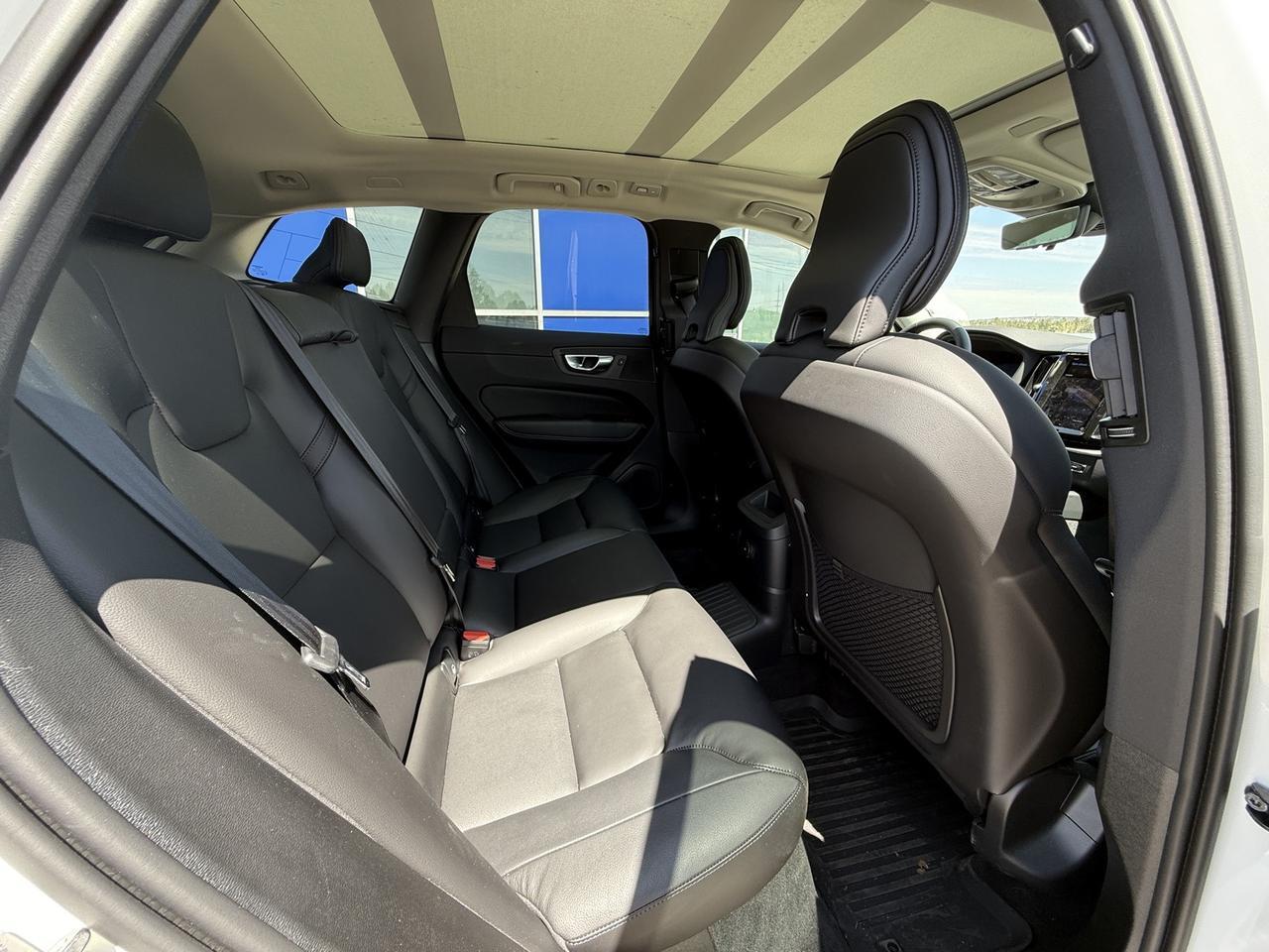2025 Volvo XC60 Plug-In Hybrid T8 Core Bend OR