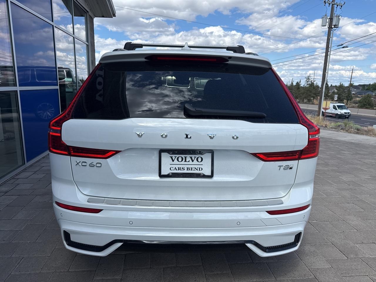 2025 Volvo XC60 Plug-In Hybrid T8 Core Bend OR