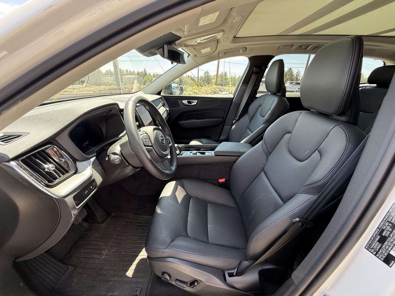 2025 Volvo XC60 Plug-In Hybrid T8 Core Bend OR