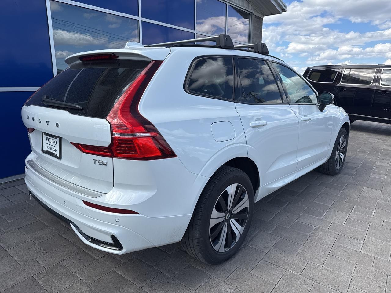 2025 Volvo XC60 Plug-In Hybrid T8 Core Bend OR