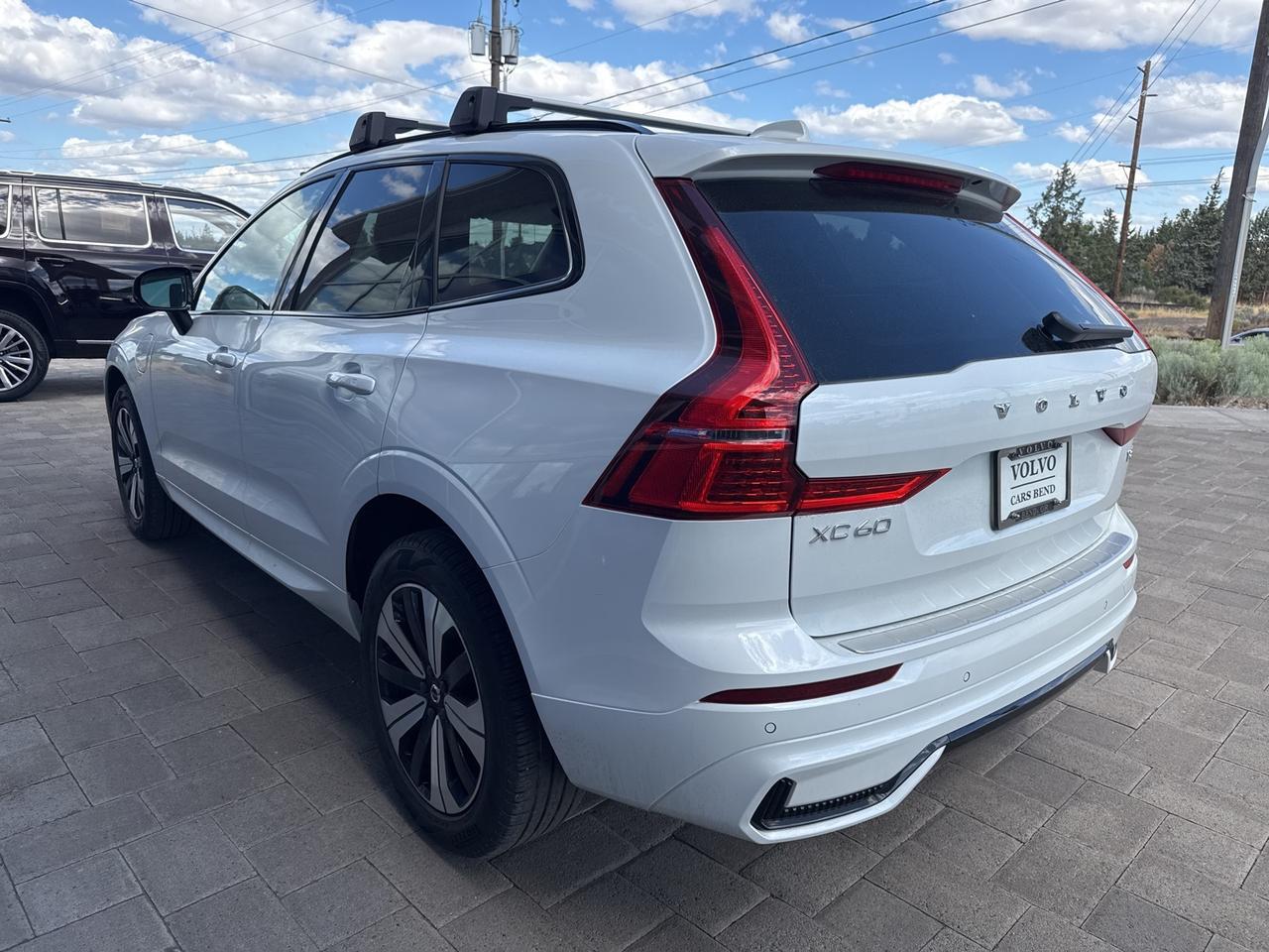 2025 Volvo XC60 Plug-In Hybrid T8 Core Bend OR