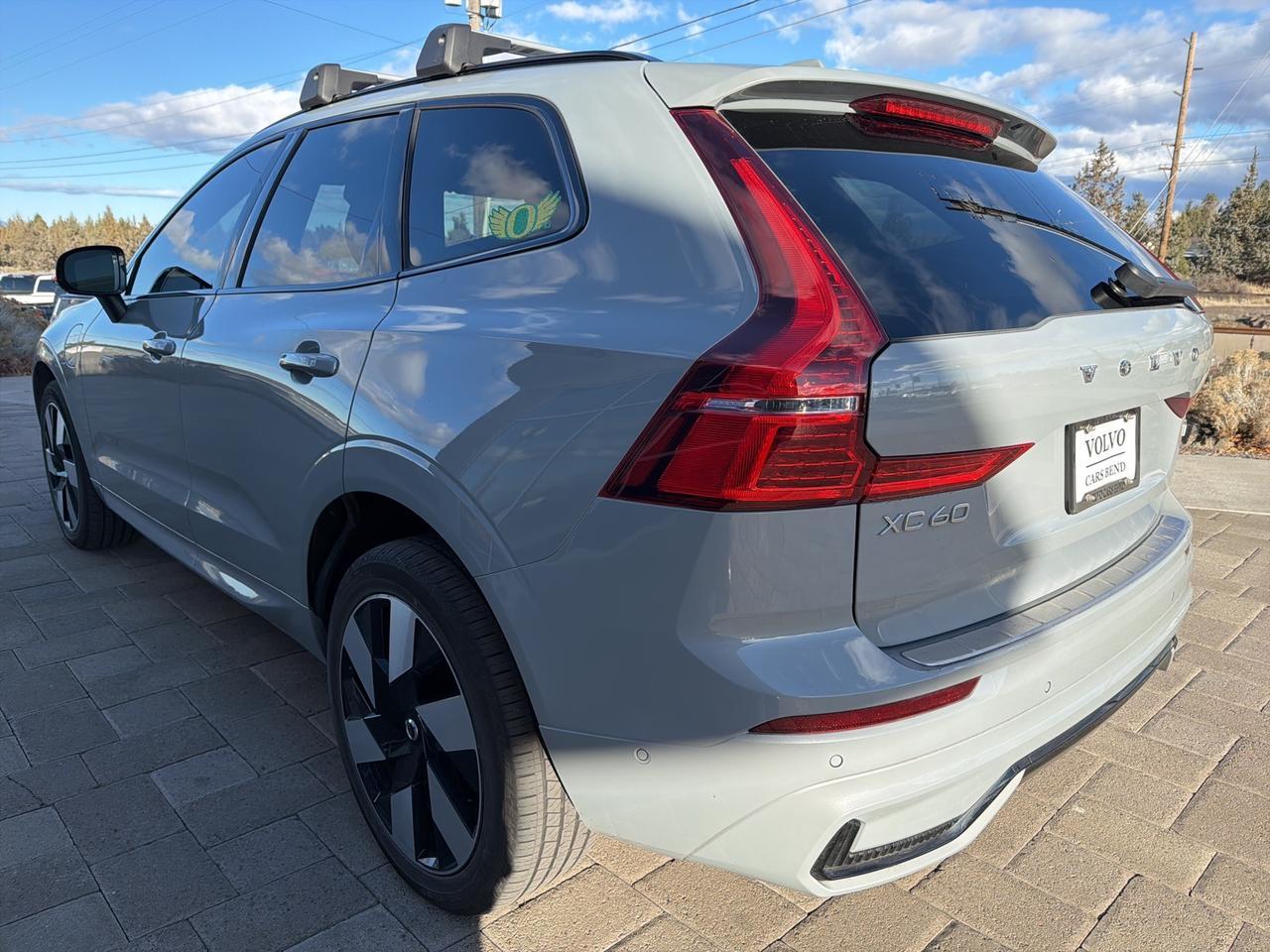 2025 Volvo XC60 Plug-In Hybrid T8 Plus Bend OR