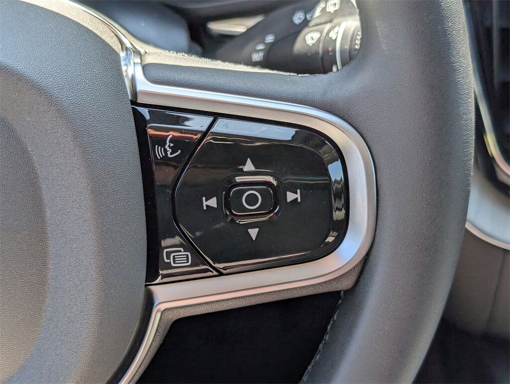 2025 Volvo XC60 Plug-In Hybrid T8 Plus Hunt Valley MD