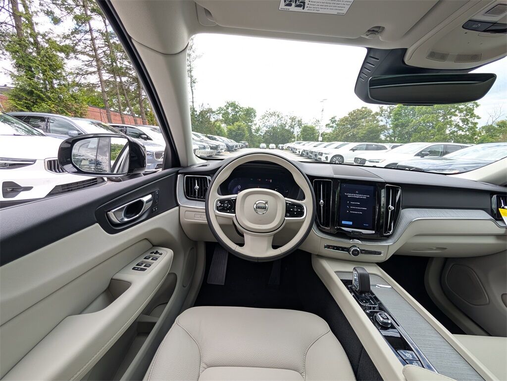 2025 Volvo XC60 Plug-In Hybrid T8 Plus Hunt Valley MD