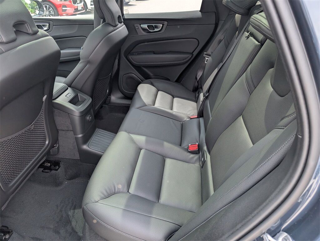 2025 Volvo XC60 Plug-In Hybrid T8 Plus Hunt Valley MD