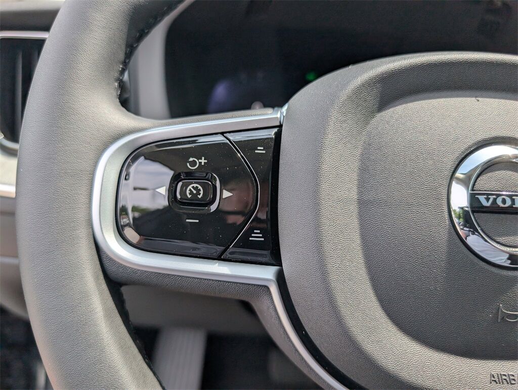 2025 Volvo XC60 Plug-In Hybrid T8 Plus Hunt Valley MD