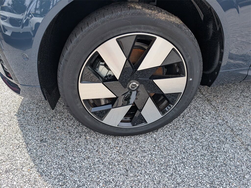 2025 Volvo XC60 Plug-In Hybrid T8 Plus Hunt Valley MD