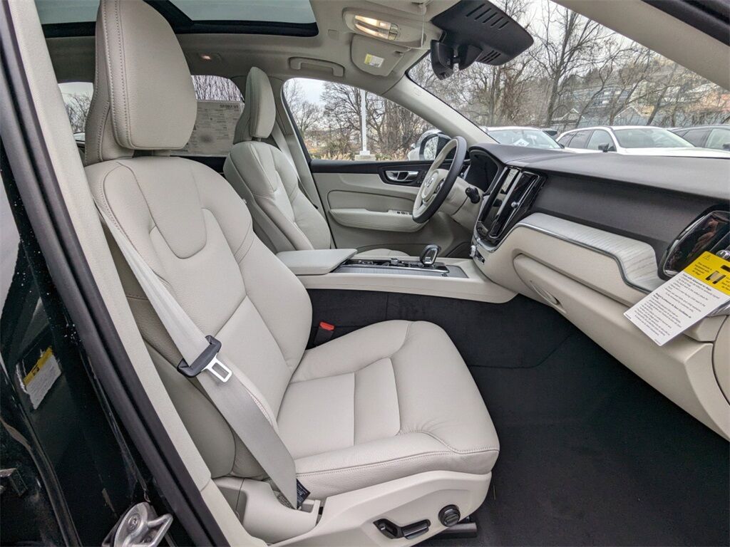 2025 Volvo XC60 Plug-In Hybrid T8 Plus Hunt Valley MD