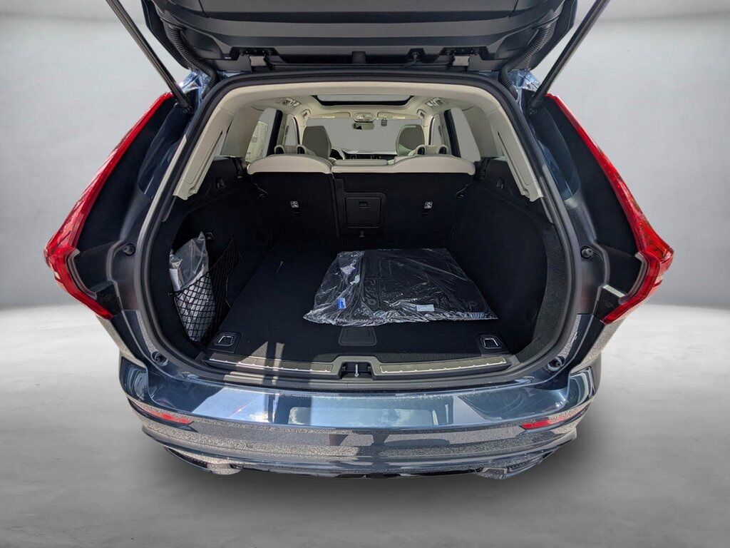 2025 Volvo XC60 Plug-In Hybrid T8 Plus Hunt Valley MD