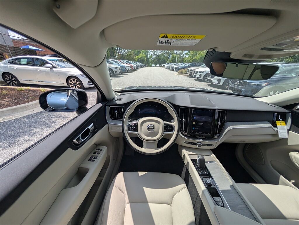 2025 Volvo XC60 Plug-In Hybrid T8 Plus Hunt Valley MD