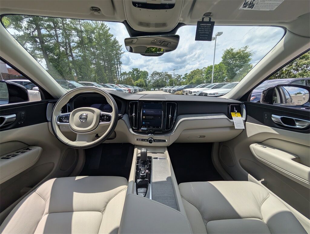 2025 Volvo XC60 Plug-In Hybrid T8 Plus Hunt Valley MD