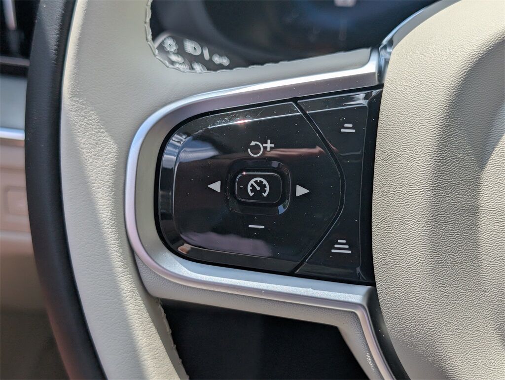 2025 Volvo XC60 Plug-In Hybrid T8 Plus Hunt Valley MD