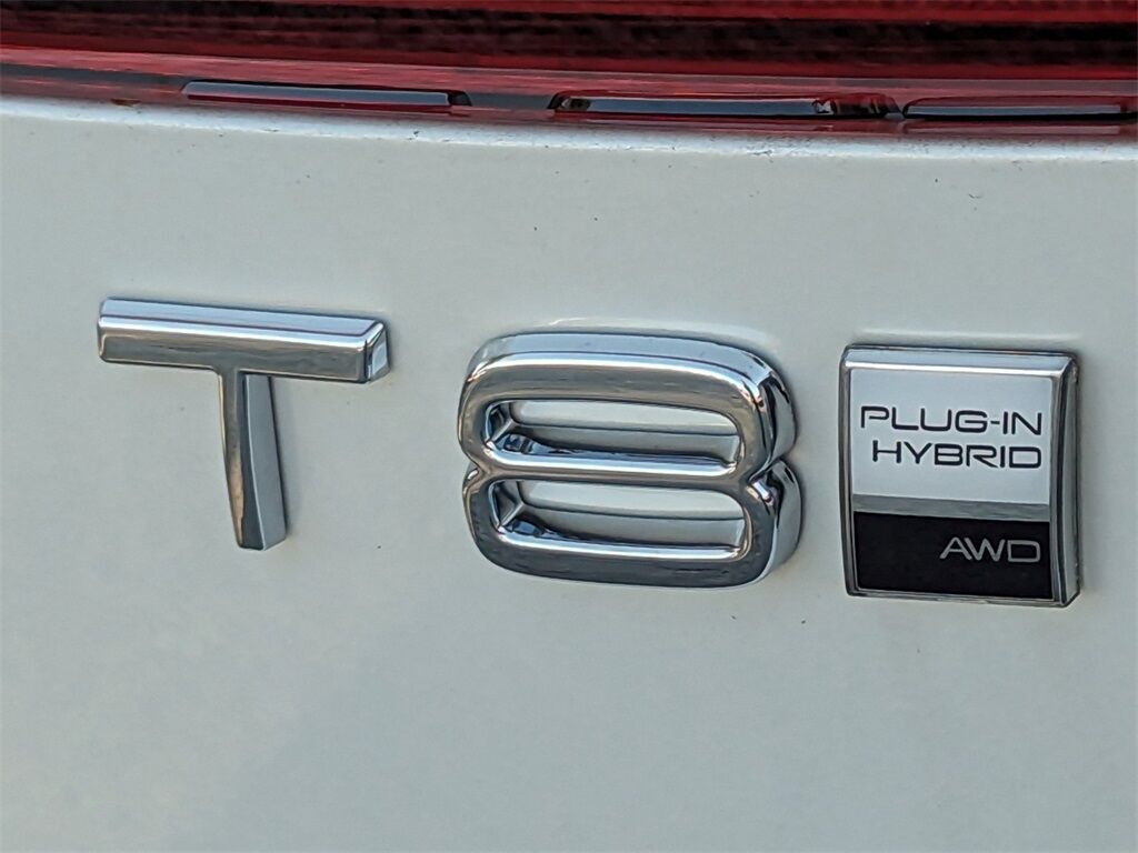 2025 Volvo XC60 Plug-In Hybrid T8 Plus Hunt Valley MD
