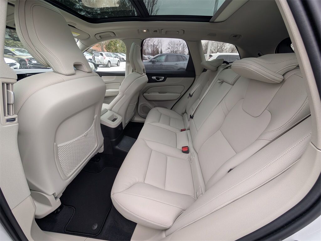2025 Volvo XC60 Plug-In Hybrid T8 Plus Hunt Valley MD