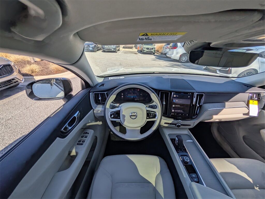 2025 Volvo XC60 Plug-In Hybrid T8 Plus Hunt Valley MD