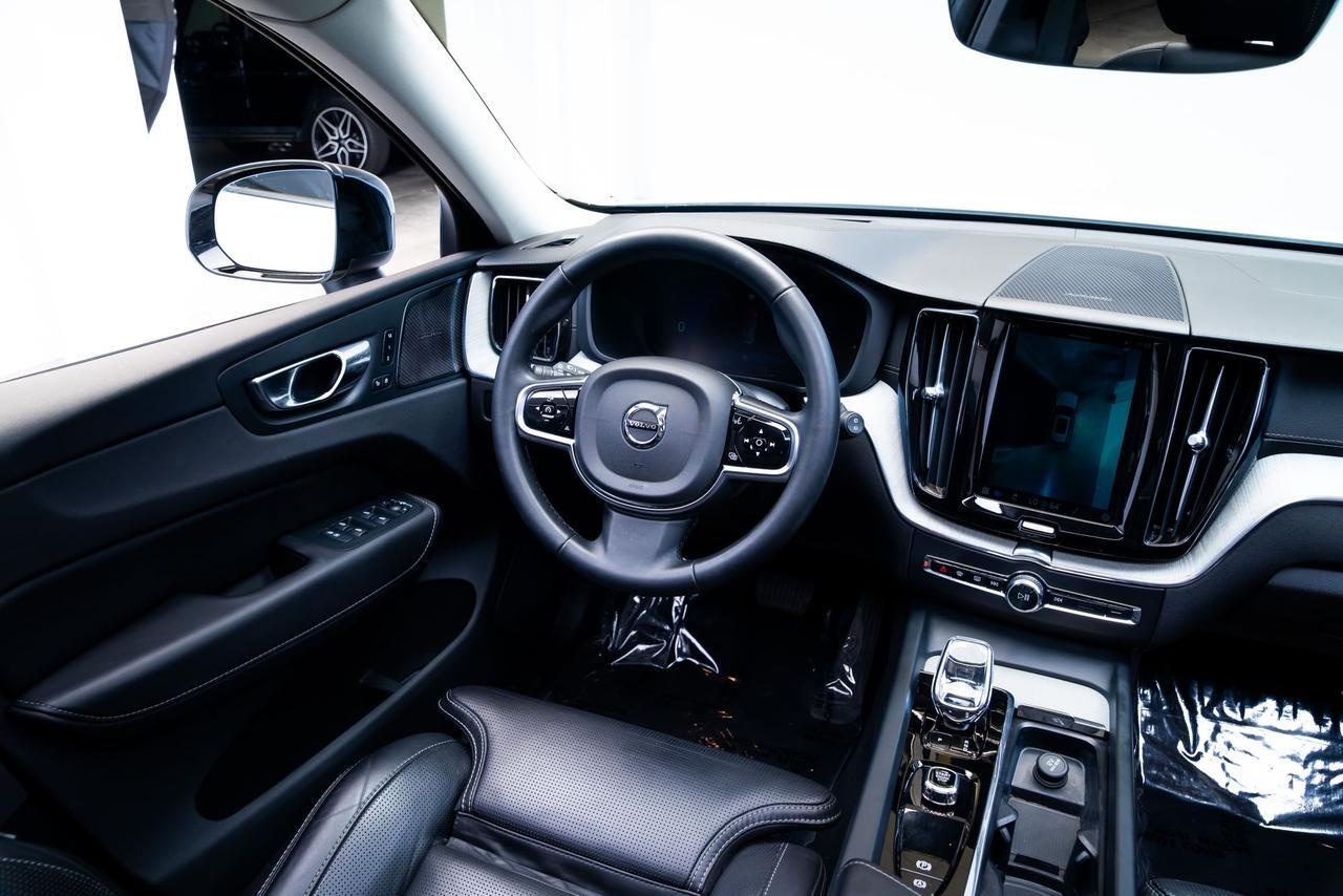 2025 Volvo XC60 Plug-In Hybrid T8 Ultra Pilot Assist Head-Up Display Portland OR