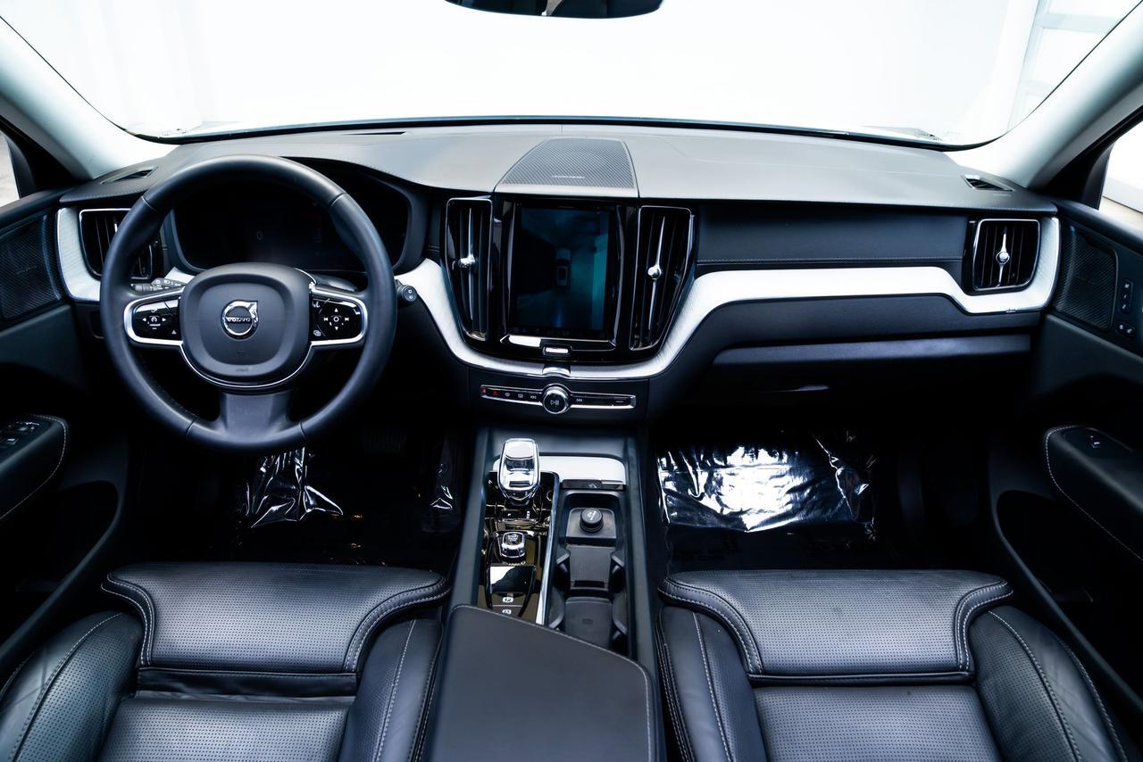 2025 Volvo XC60 Plug-In Hybrid T8 Ultra Pilot Assist Head-Up Display Portland OR