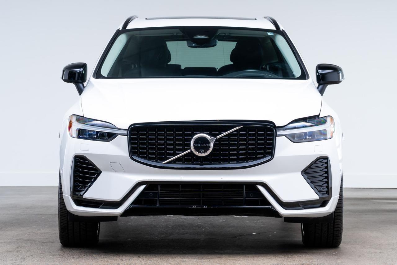 2025 Volvo XC60 Plug-In Hybrid T8 Ultra Pilot Assist Head-Up Display Portland OR